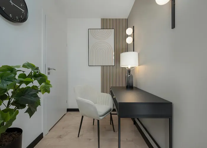 Wroclavia Dyrekcyjna By Renters * Breslavia