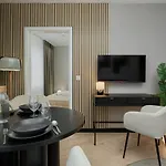 Wroclavia Dyrekcyjna By Renters Apartment