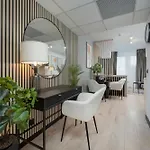 Wroclavia Dyrekcyjna By Renters Apartment