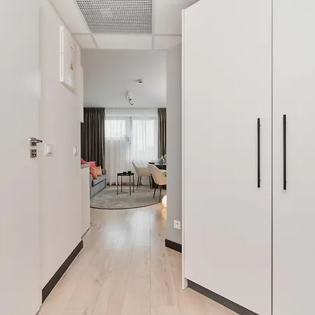 Wroclavia Dyrekcyjna By Renters Apartment