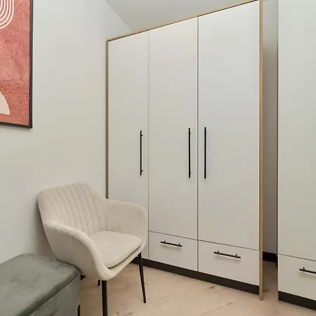 Wroclavia Dyrekcyjna By Renters Apartment