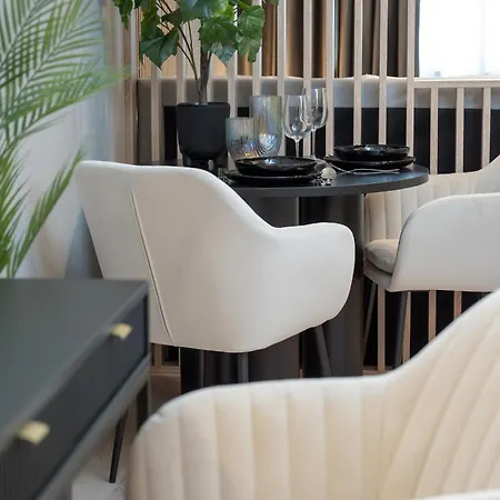 Wroclavia Dyrekcyjna By Renters Breslau